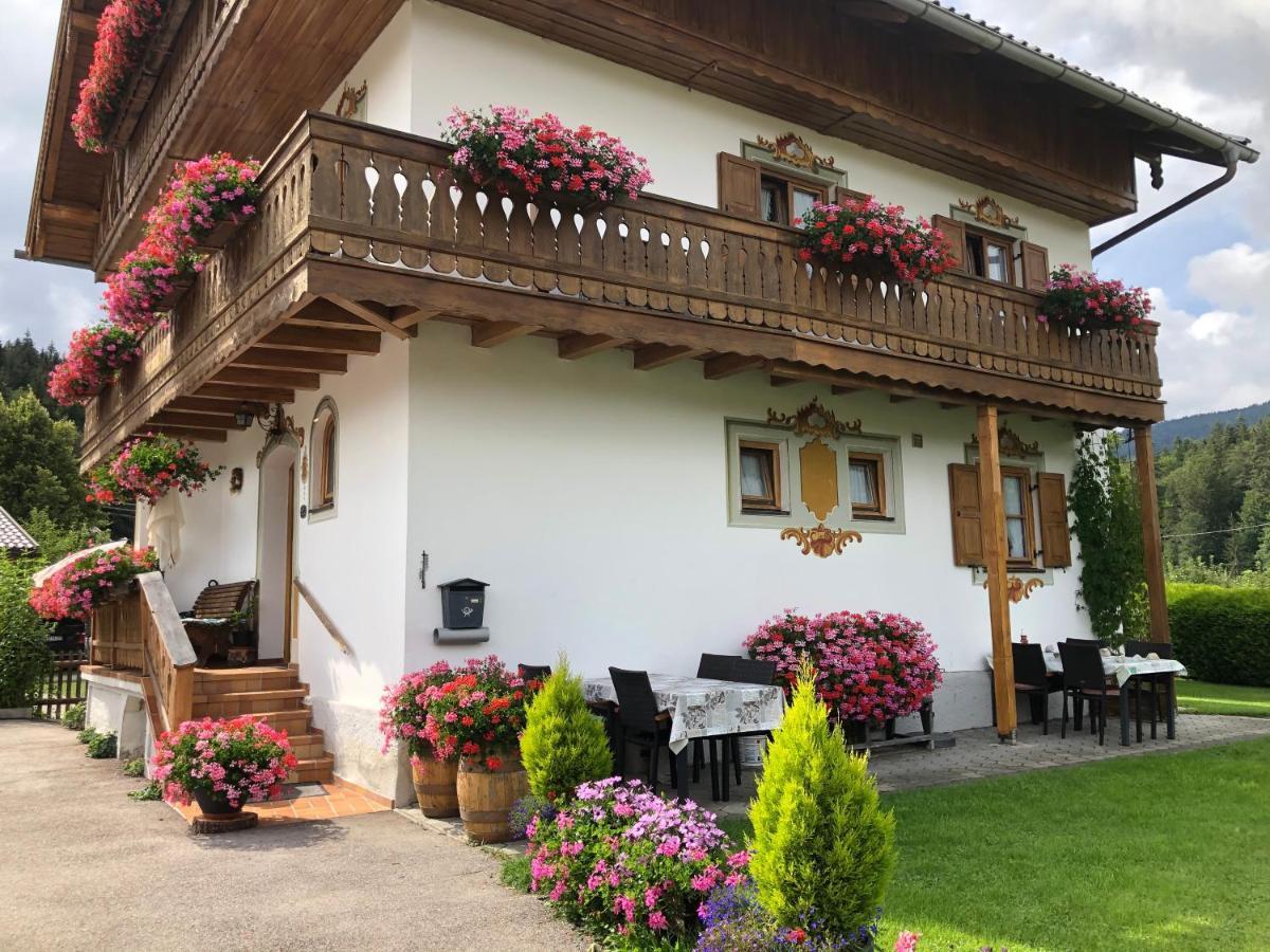 Gaestehaus Alfred Klais Krun Exterior photo